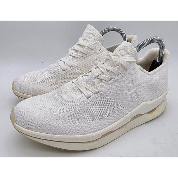 On Running Cloudneo Cyclon Undyed White Men Size 9.5 Swiss Engineering Sneakers